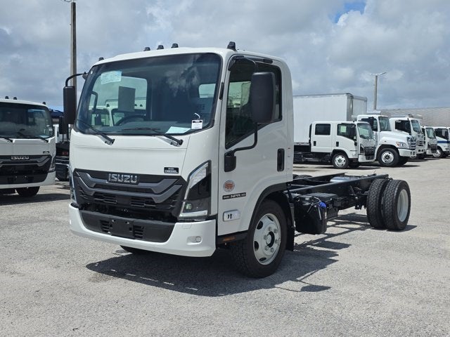 2026 Isuzu NPRXD Base