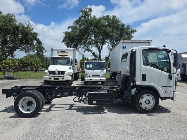 2026 Isuzu NPRXD Base