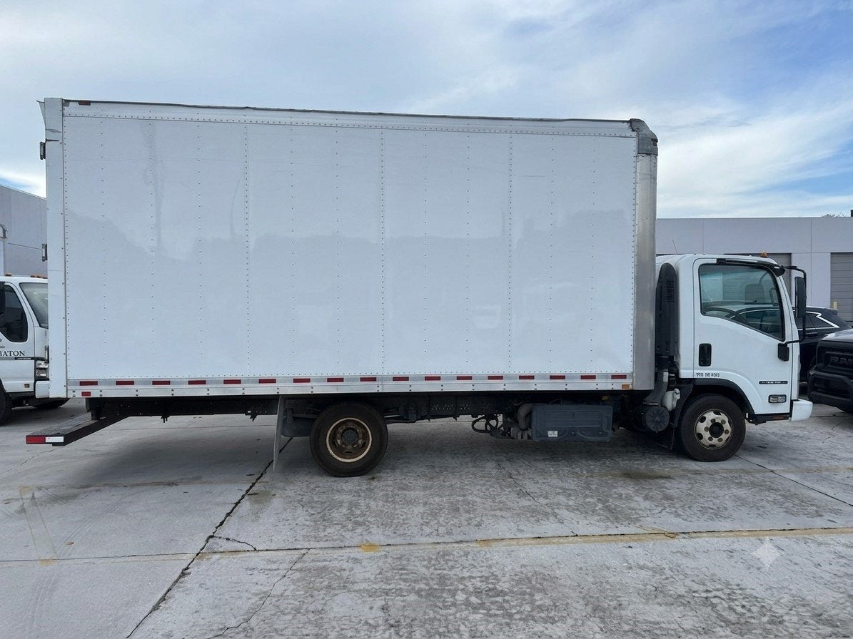 2016 ISUZU NPR-HD Base