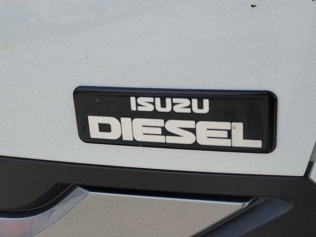 2026 Isuzu NPRXD Base