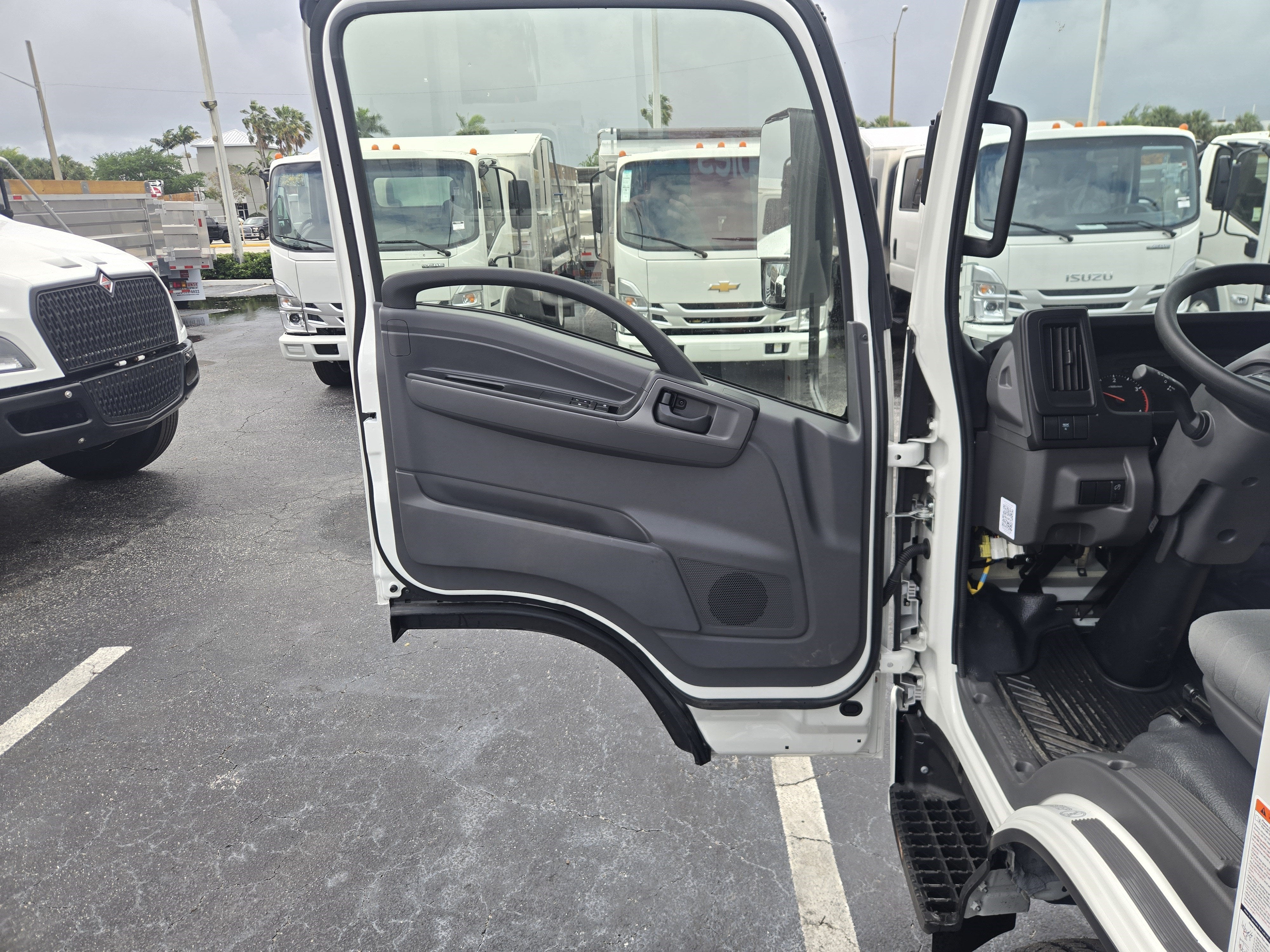 2026 Isuzu NPR HD Base