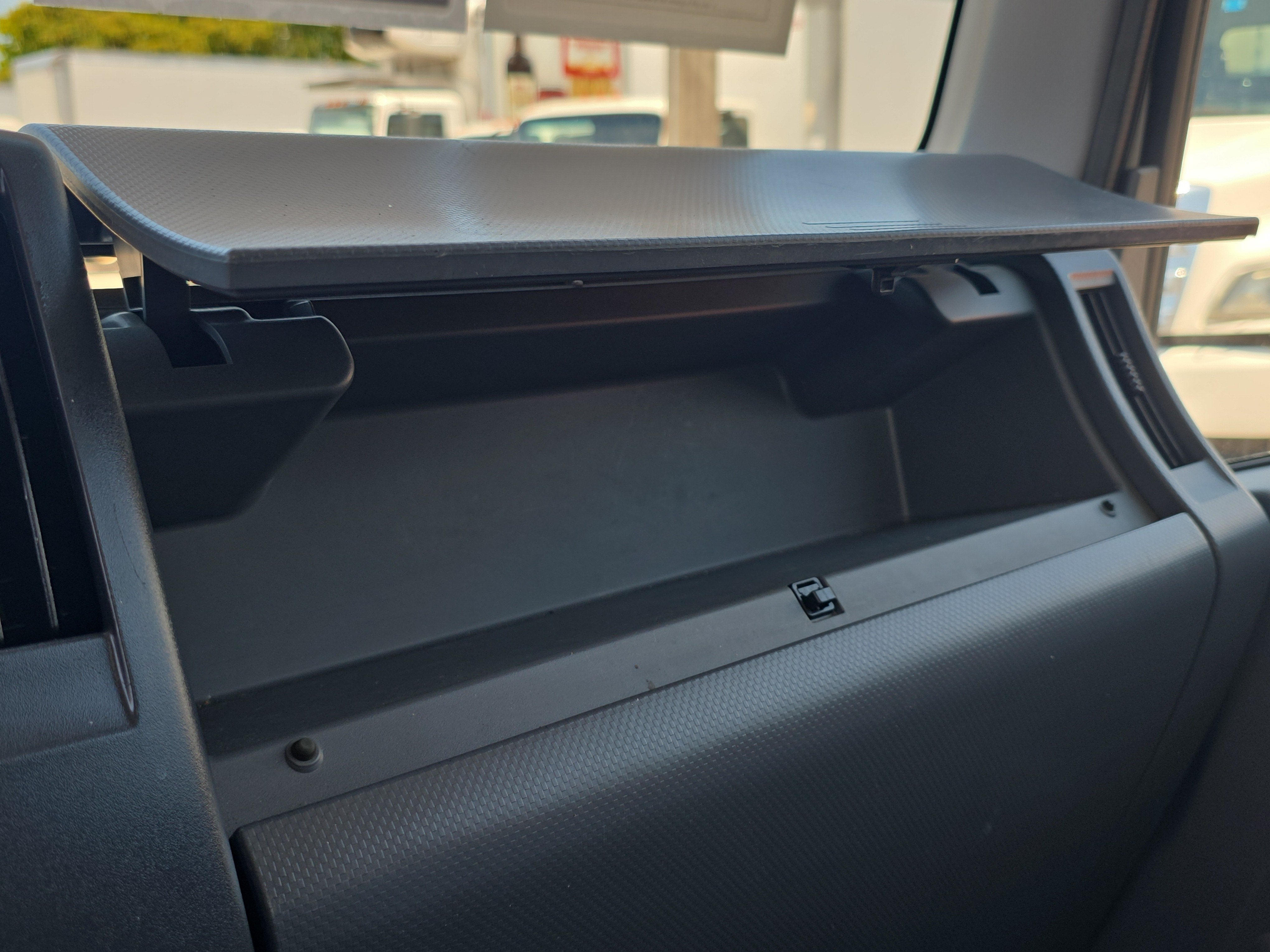 2022 Isuzu NPRXD NPR XD BOX 16