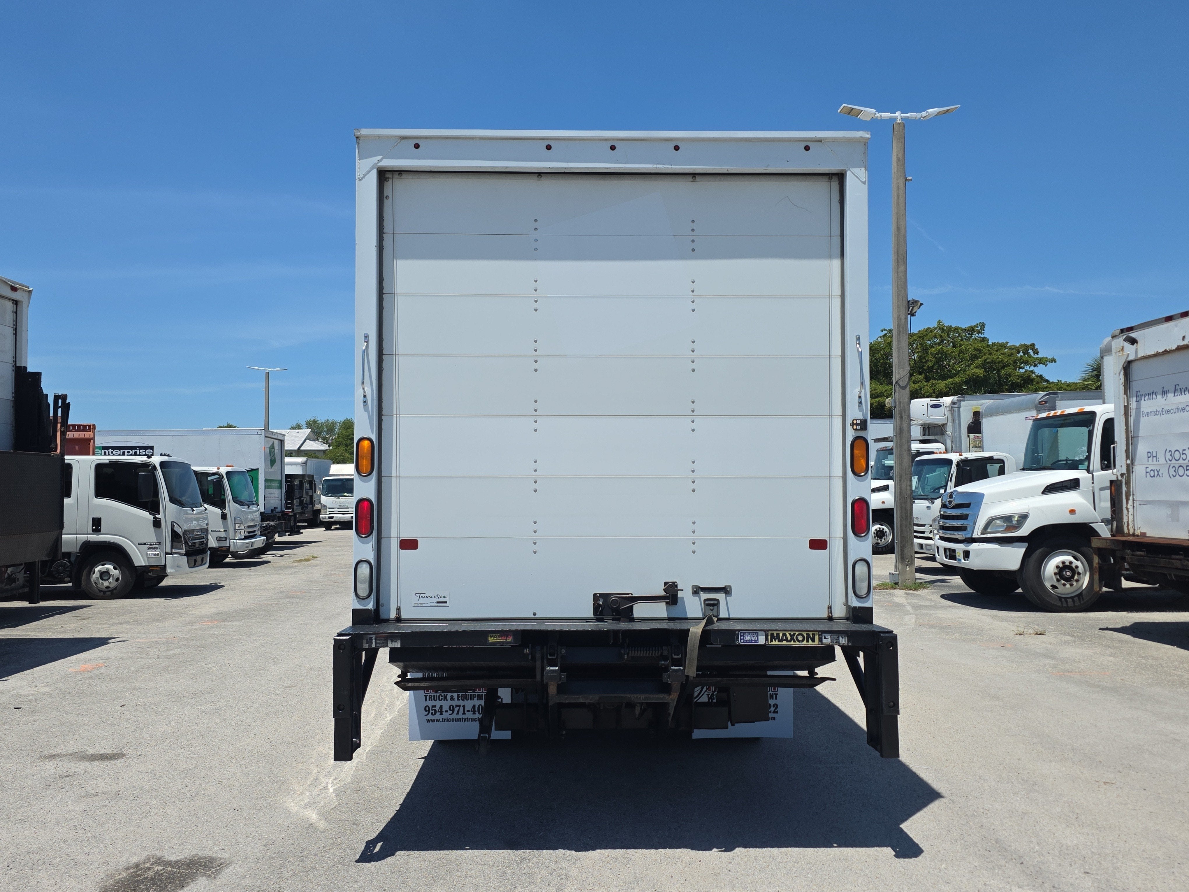 2022 Isuzu NPRXD NPR XD BOX 16