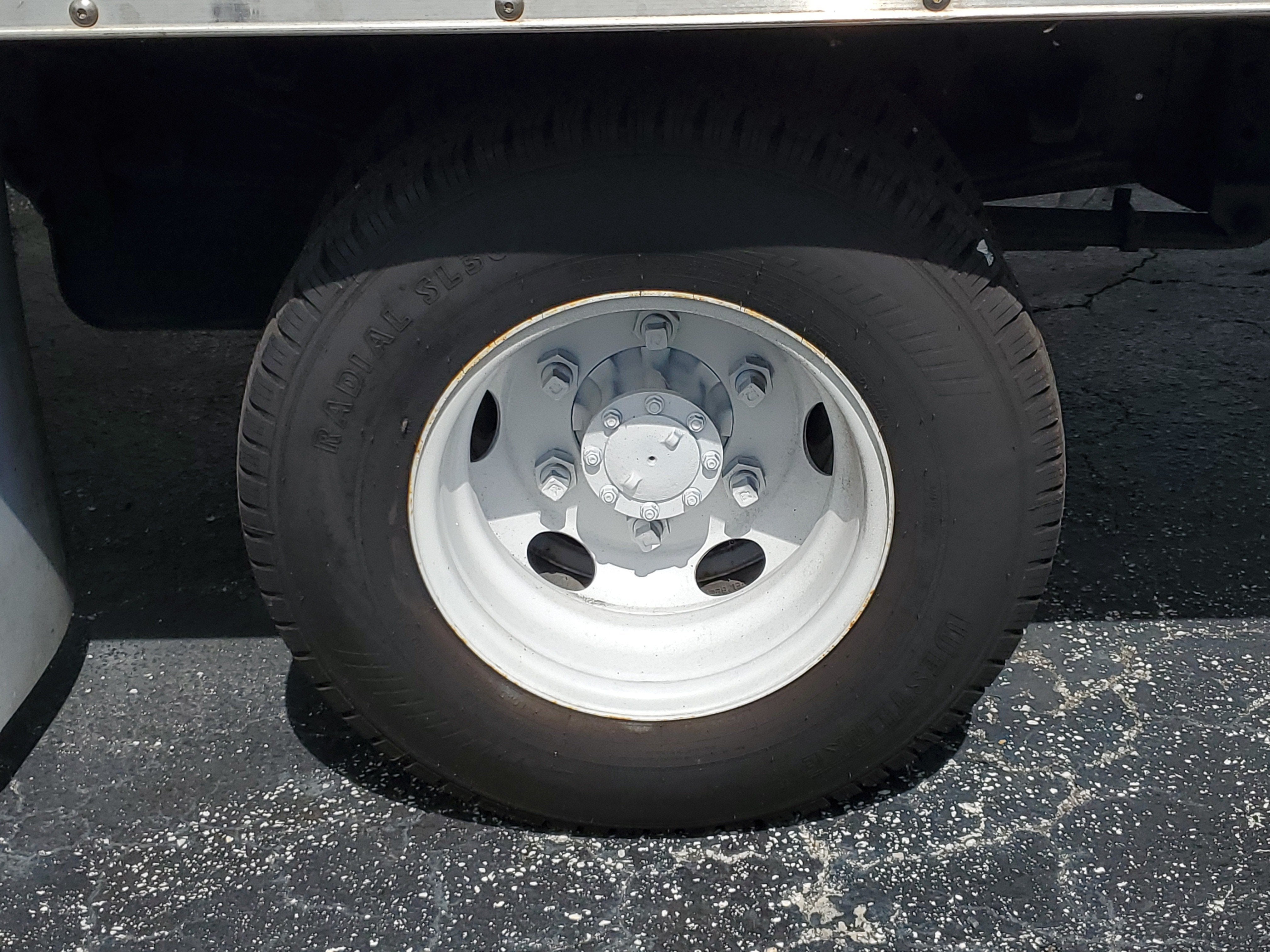 2016 ISUZU NPR 16ft Box Truck