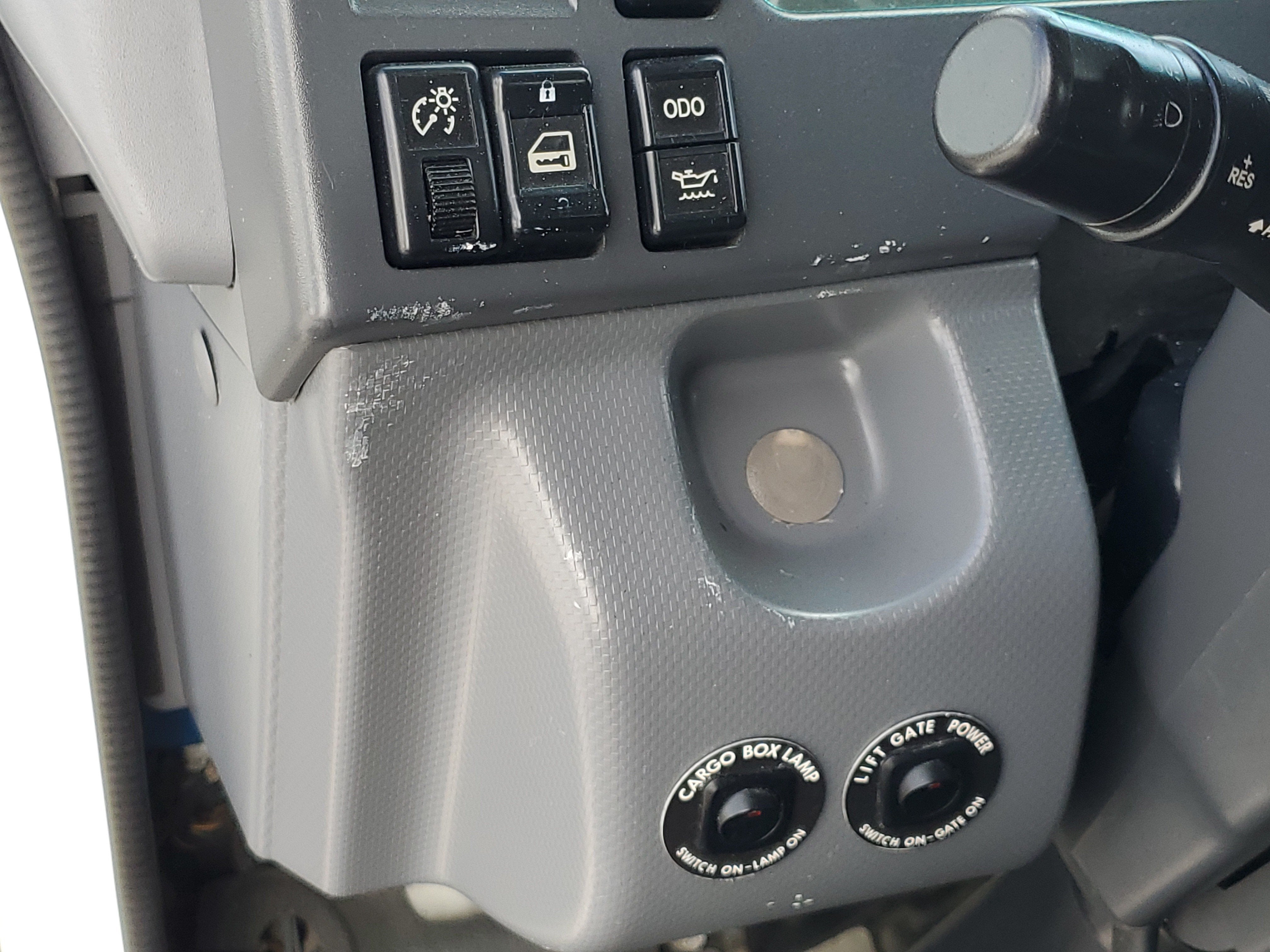 2016 ISUZU NPR 16ft Box Truck
