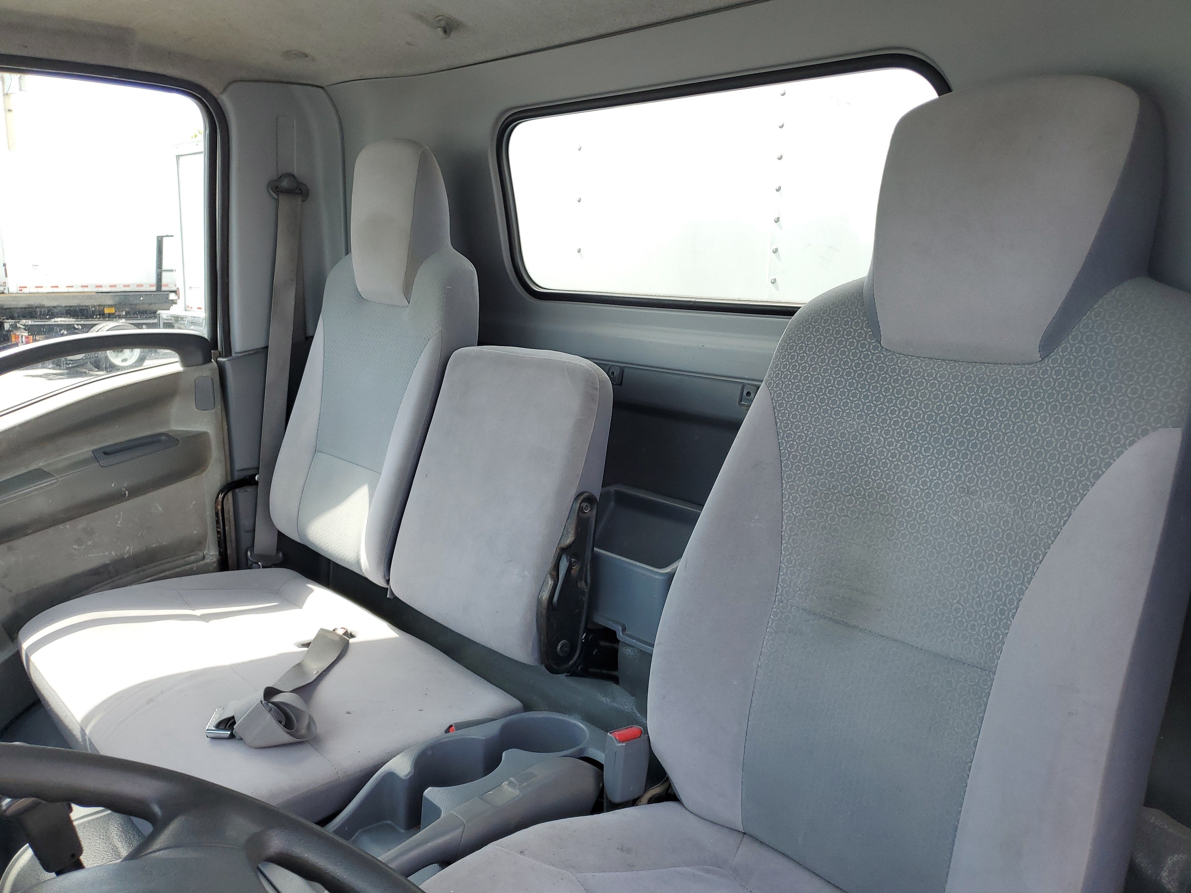 2016 ISUZU NPR 16ft Box Truck