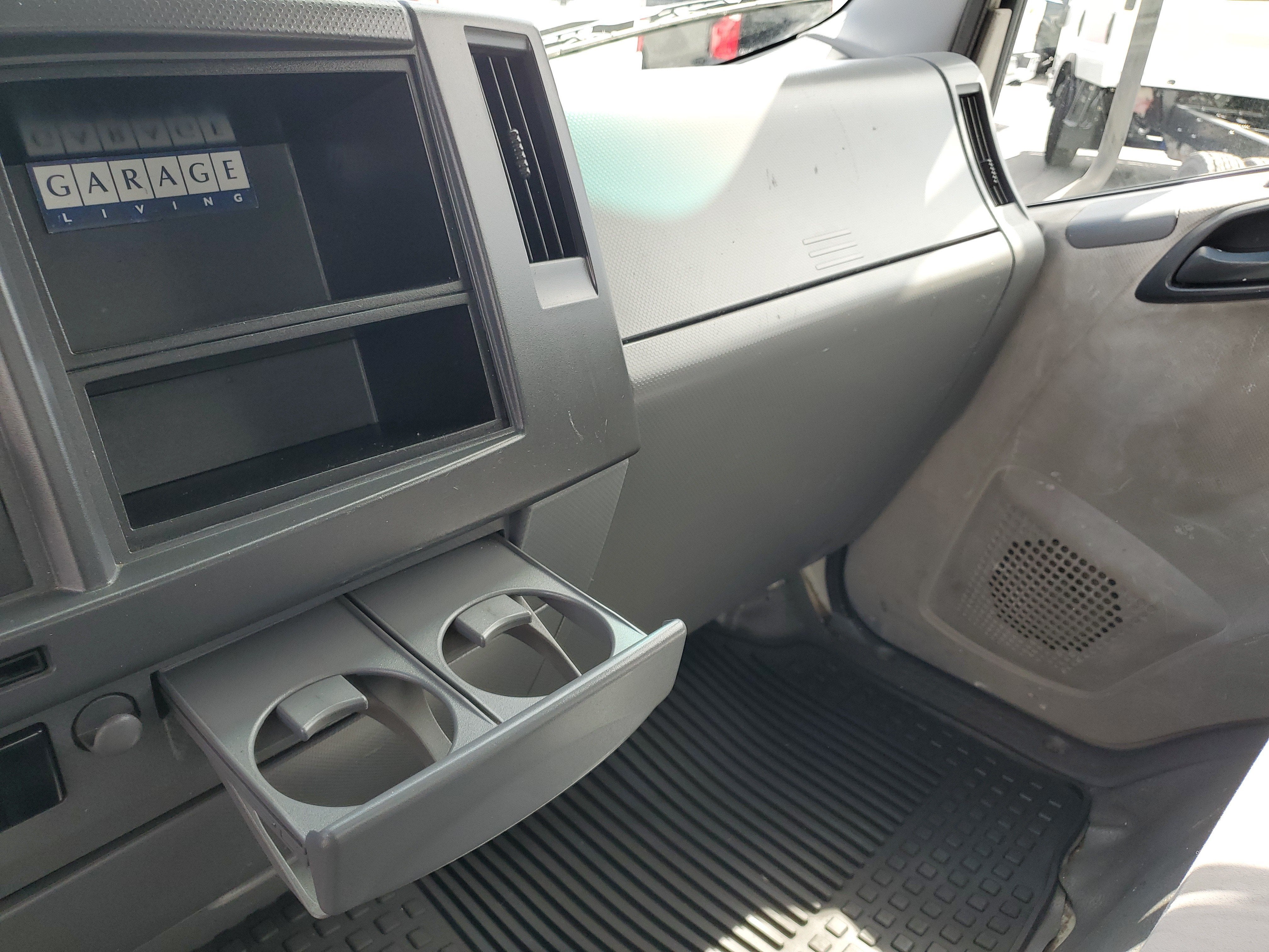 2016 ISUZU NPR 16ft Box Truck