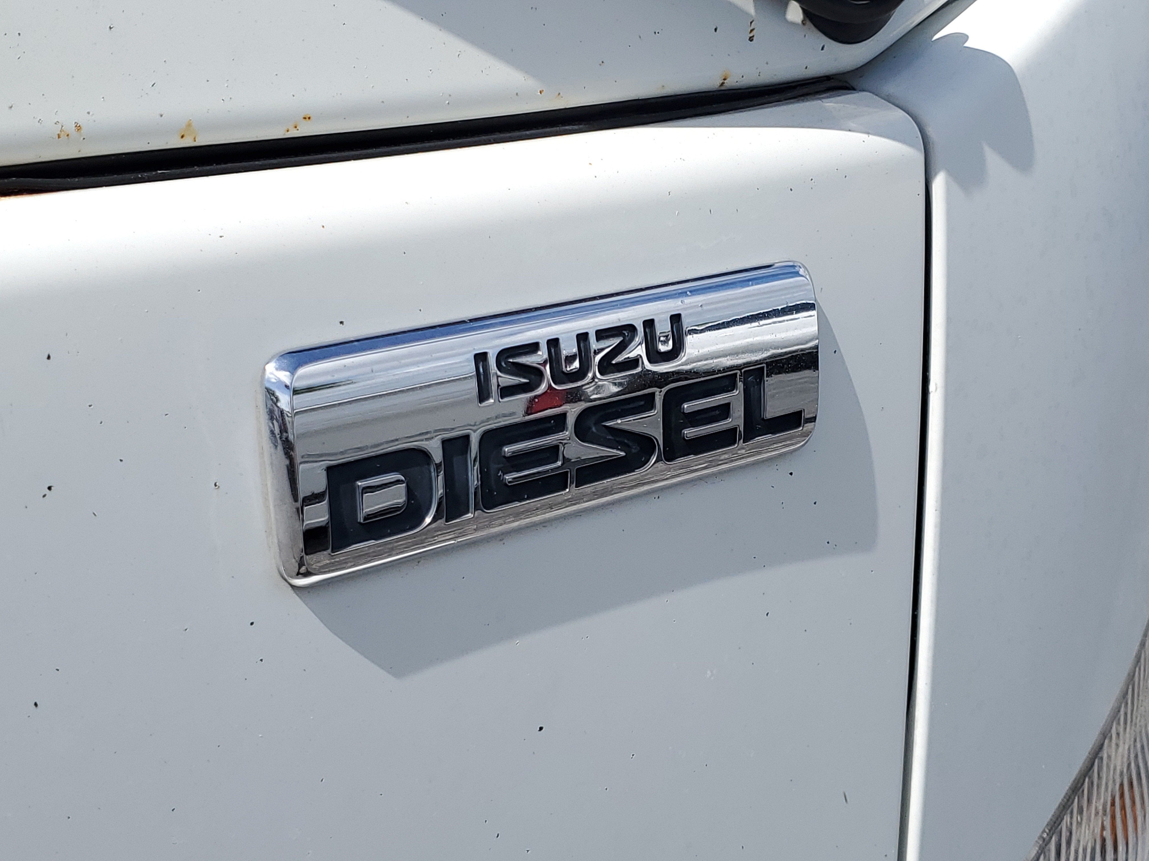 2016 ISUZU NPR 16ft Box Truck