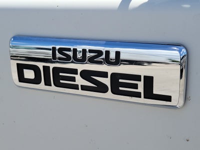 2022 ISUZU NRR Base