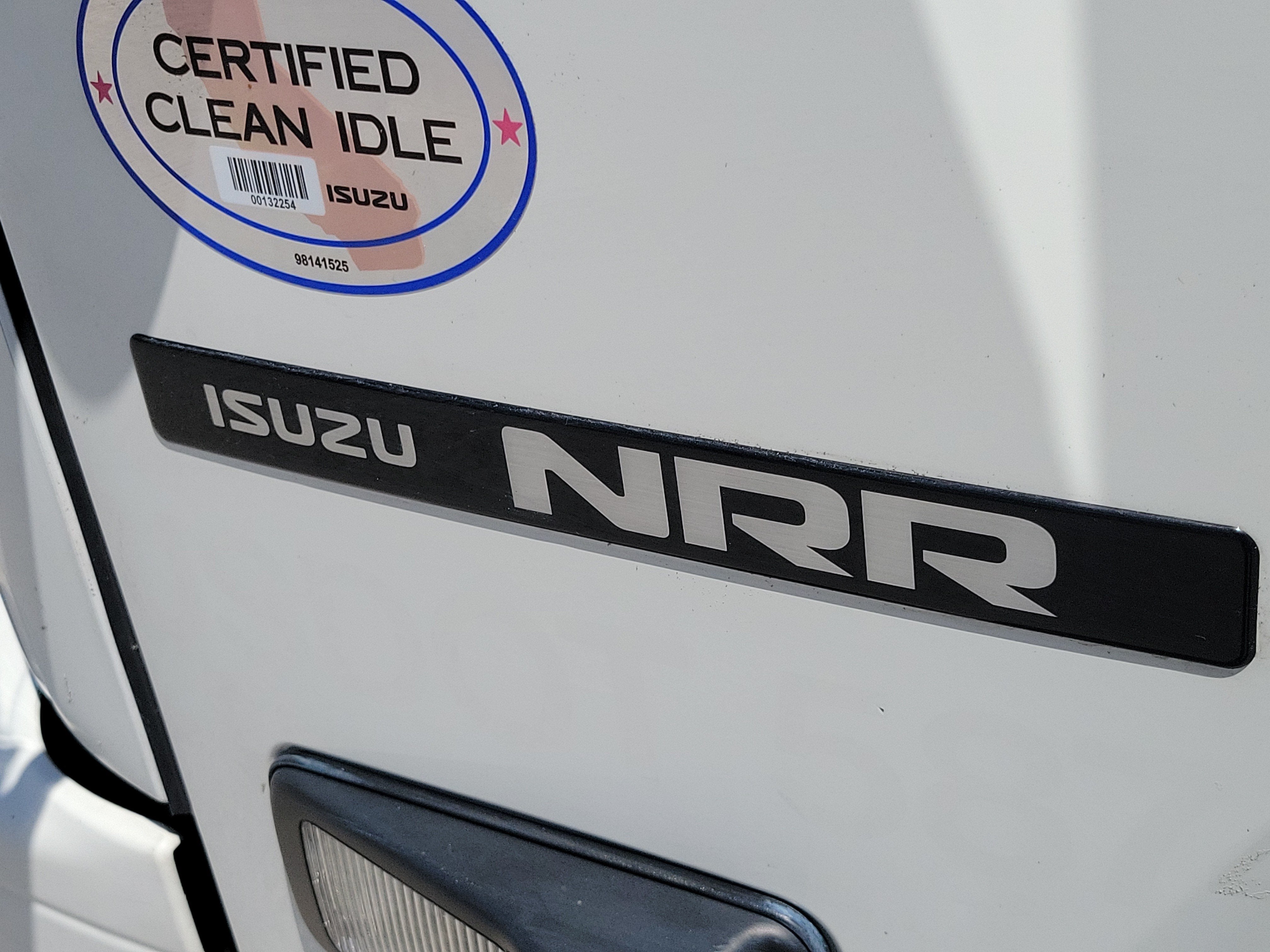 2022 ISUZU NRR Base