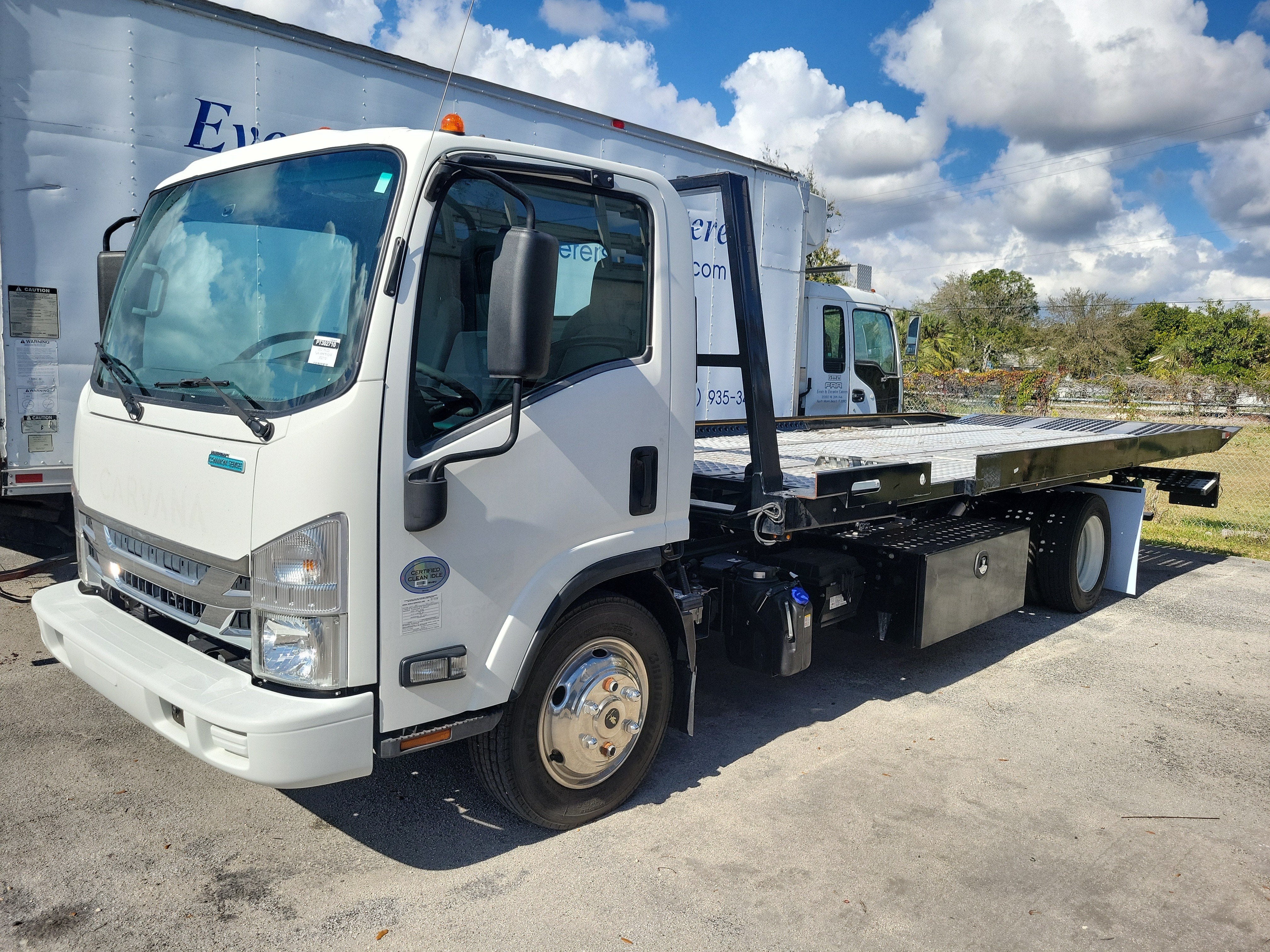 2021 ISUZU NRR Base