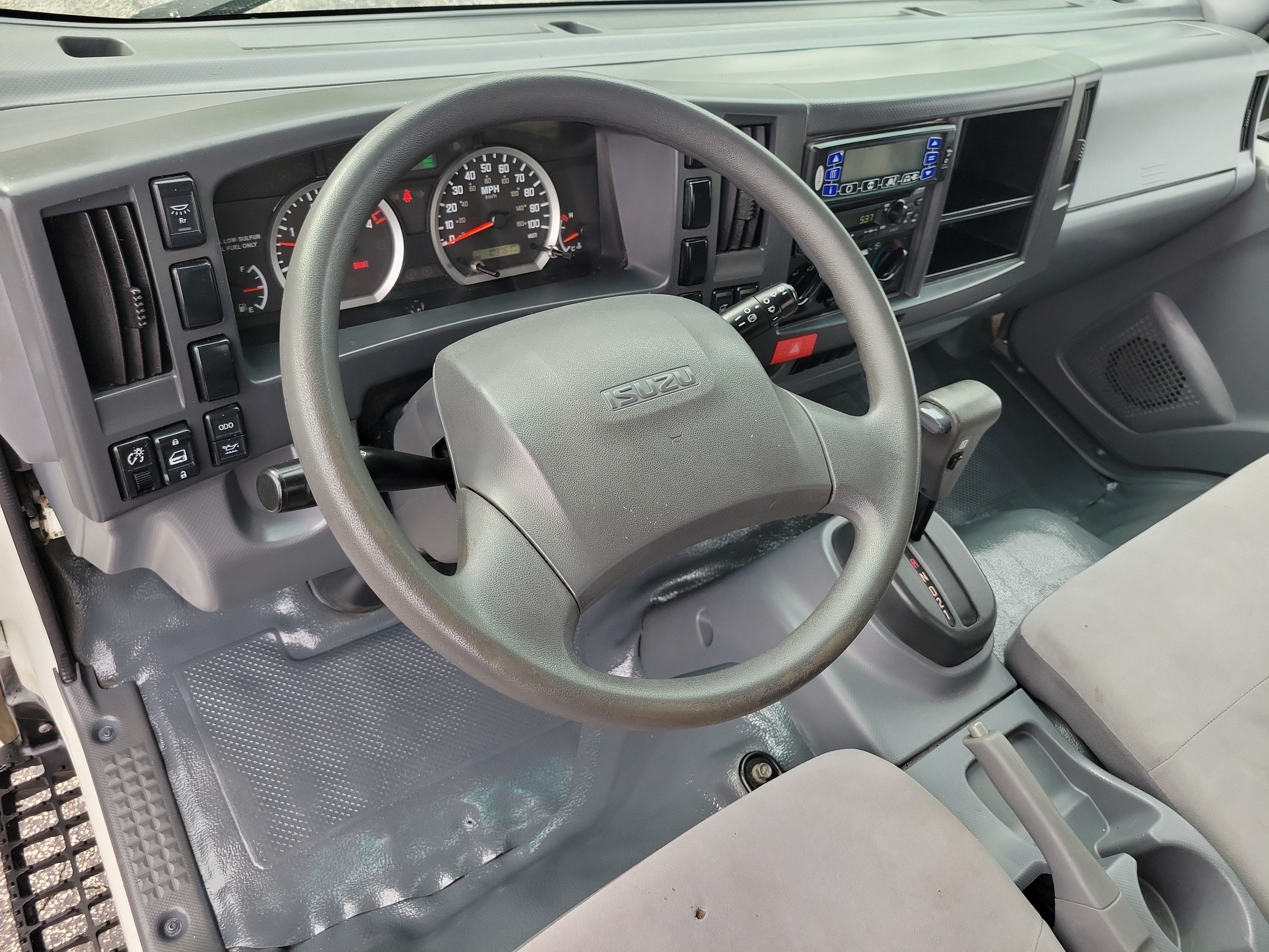 2020 ISUZU NRR Base