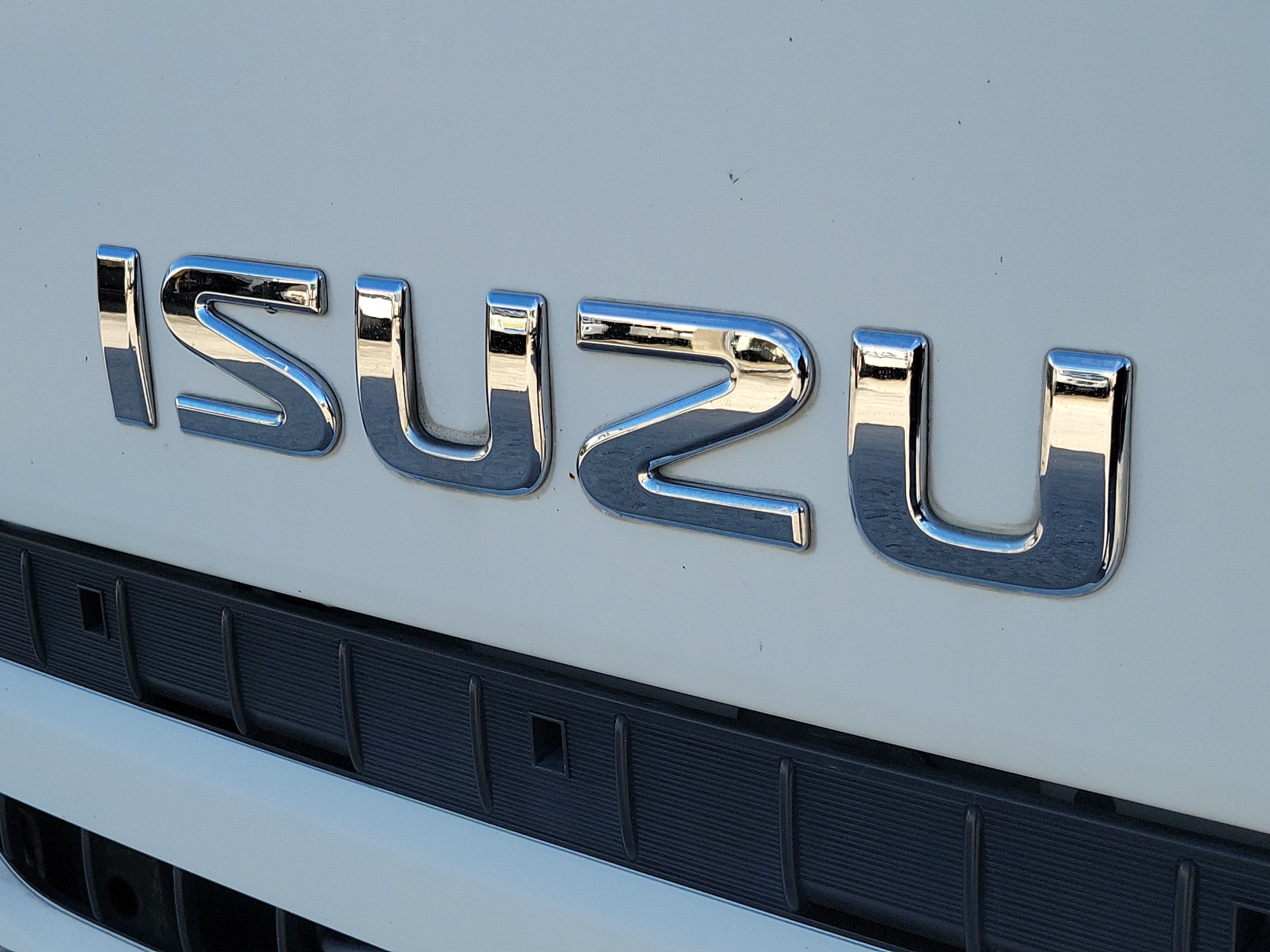 2020 ISUZU NQR Base