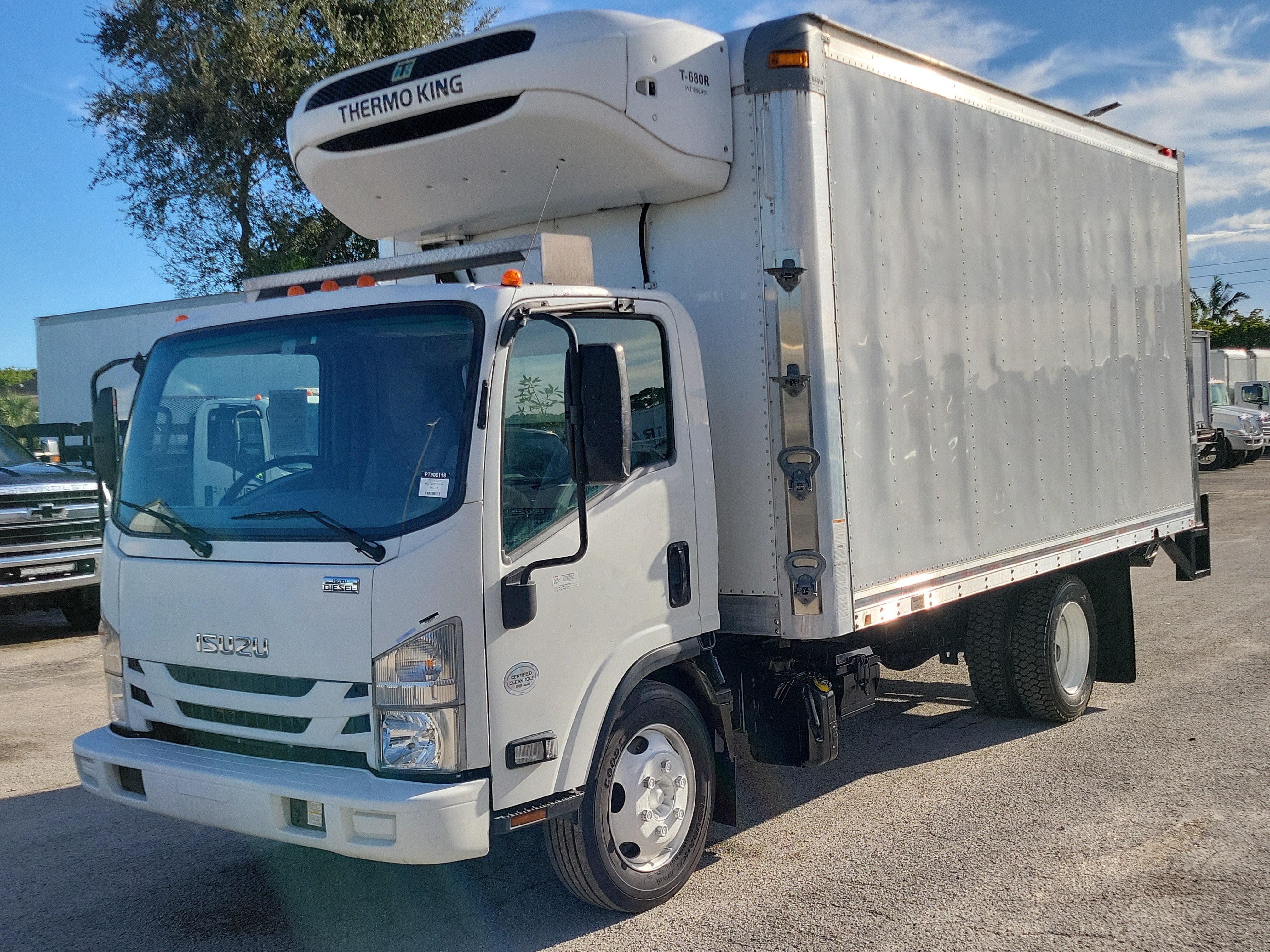 2020 ISUZU NQR Base