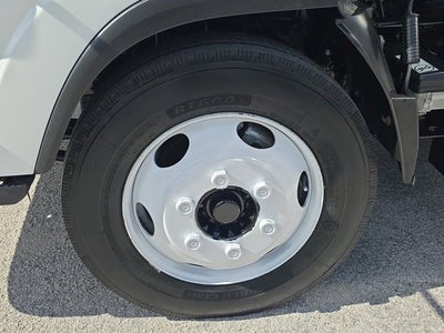 2023 ISUZU NRR Base