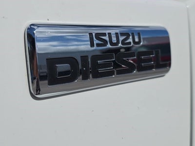 2023 ISUZU NRR Base