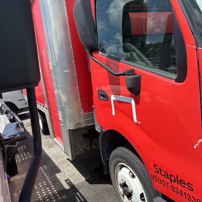 2018 HINO 195 18ft Box Truck