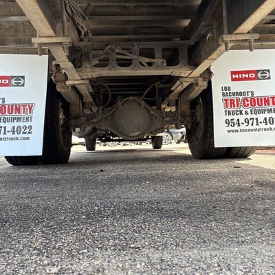 2018 HINO 195 18ft Box Truck
