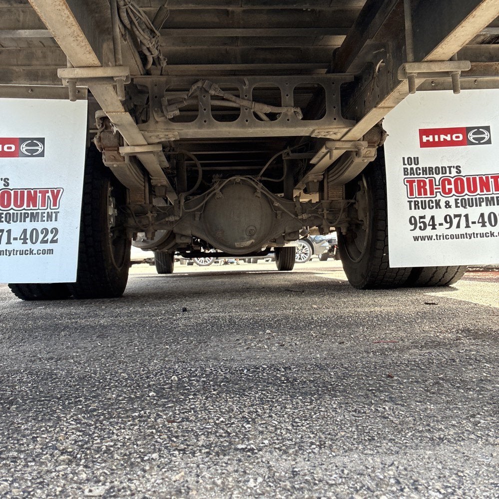 2018 HINO 195 18ft Box Truck