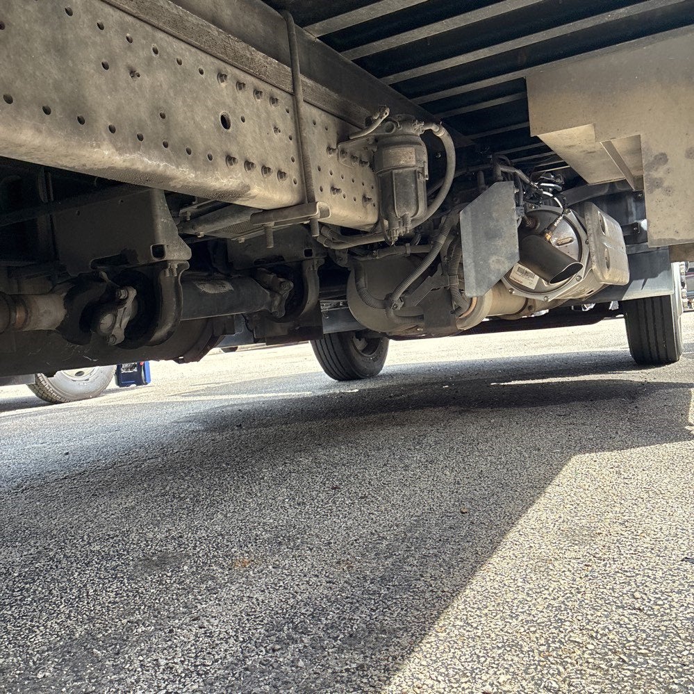 2018 HINO 195 18ft Box Truck