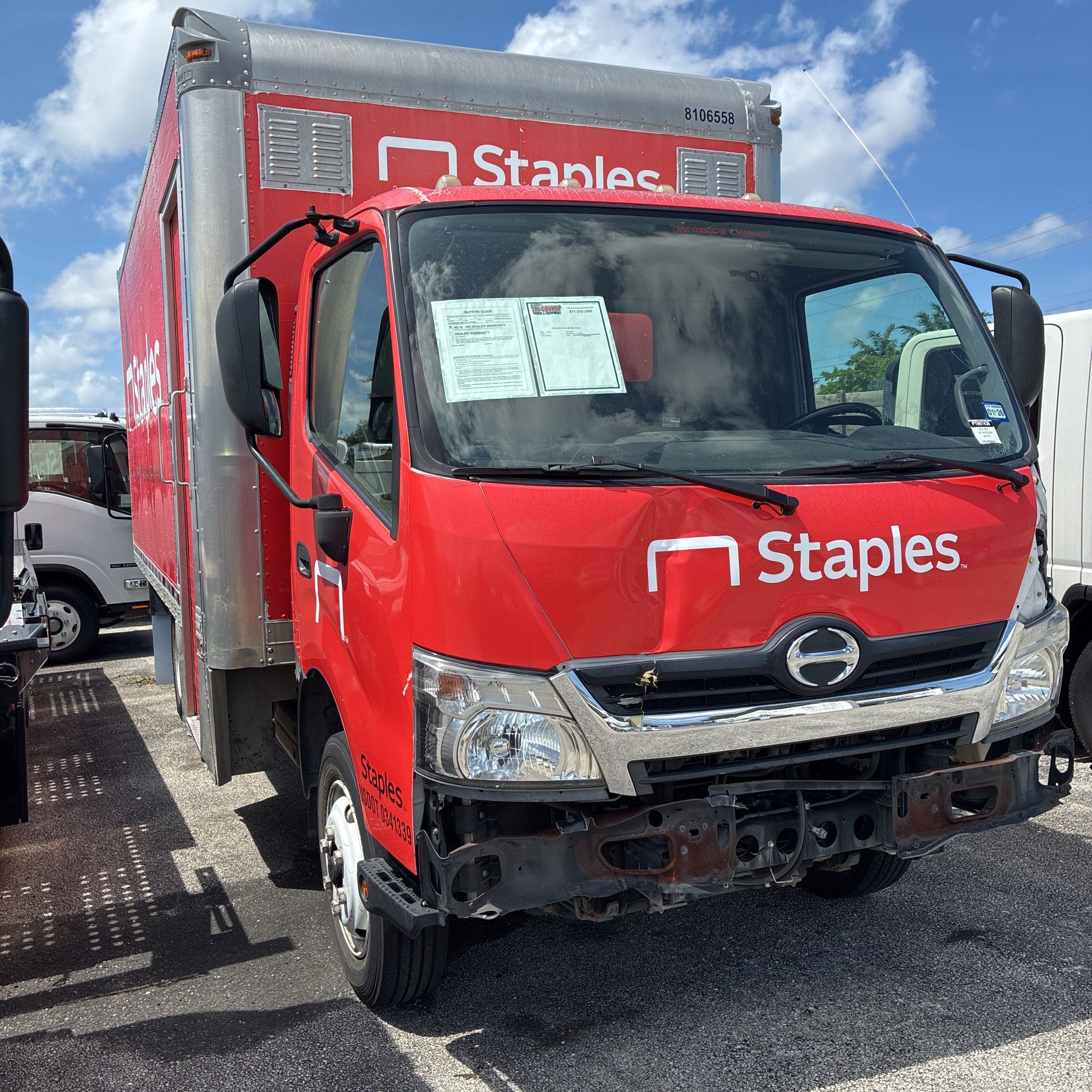 2018 HINO 195 18ft Box Truck
