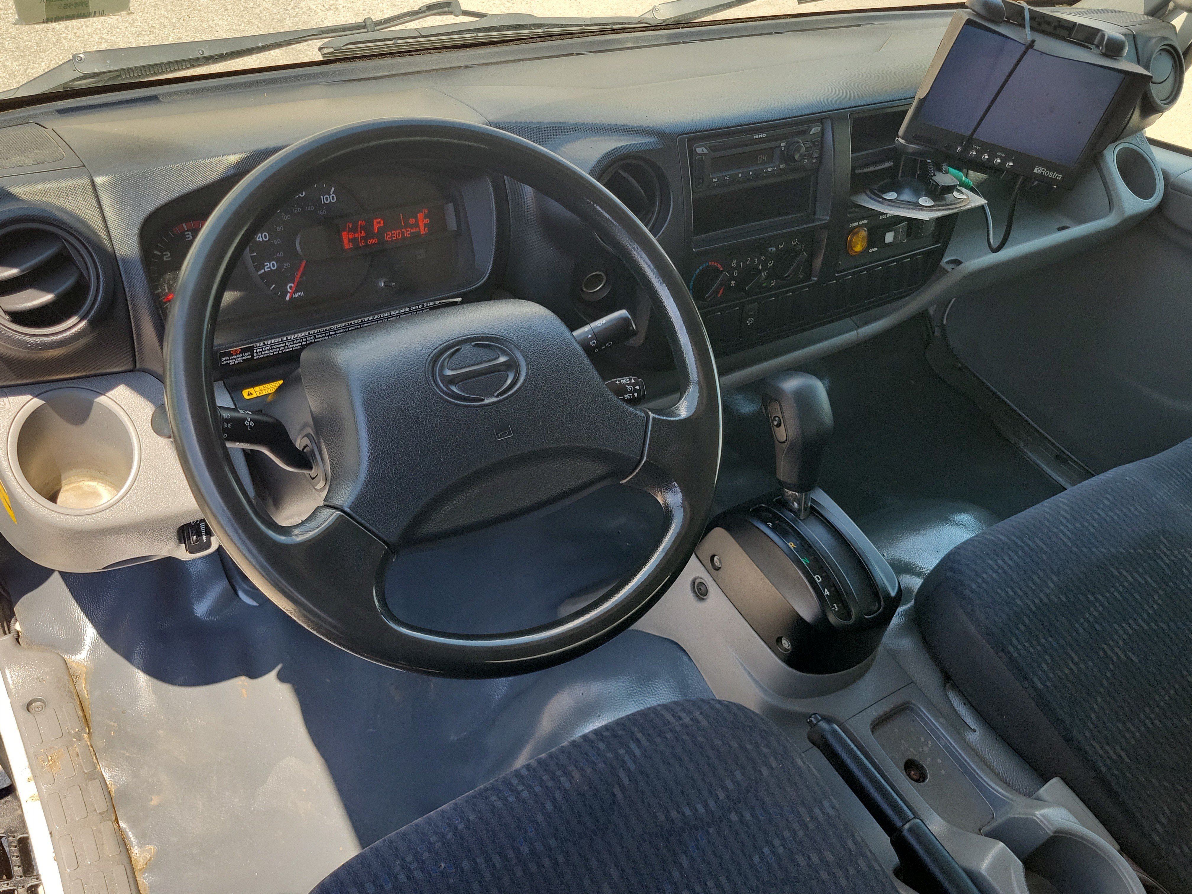2018 HINO 195 18ft Box Truck