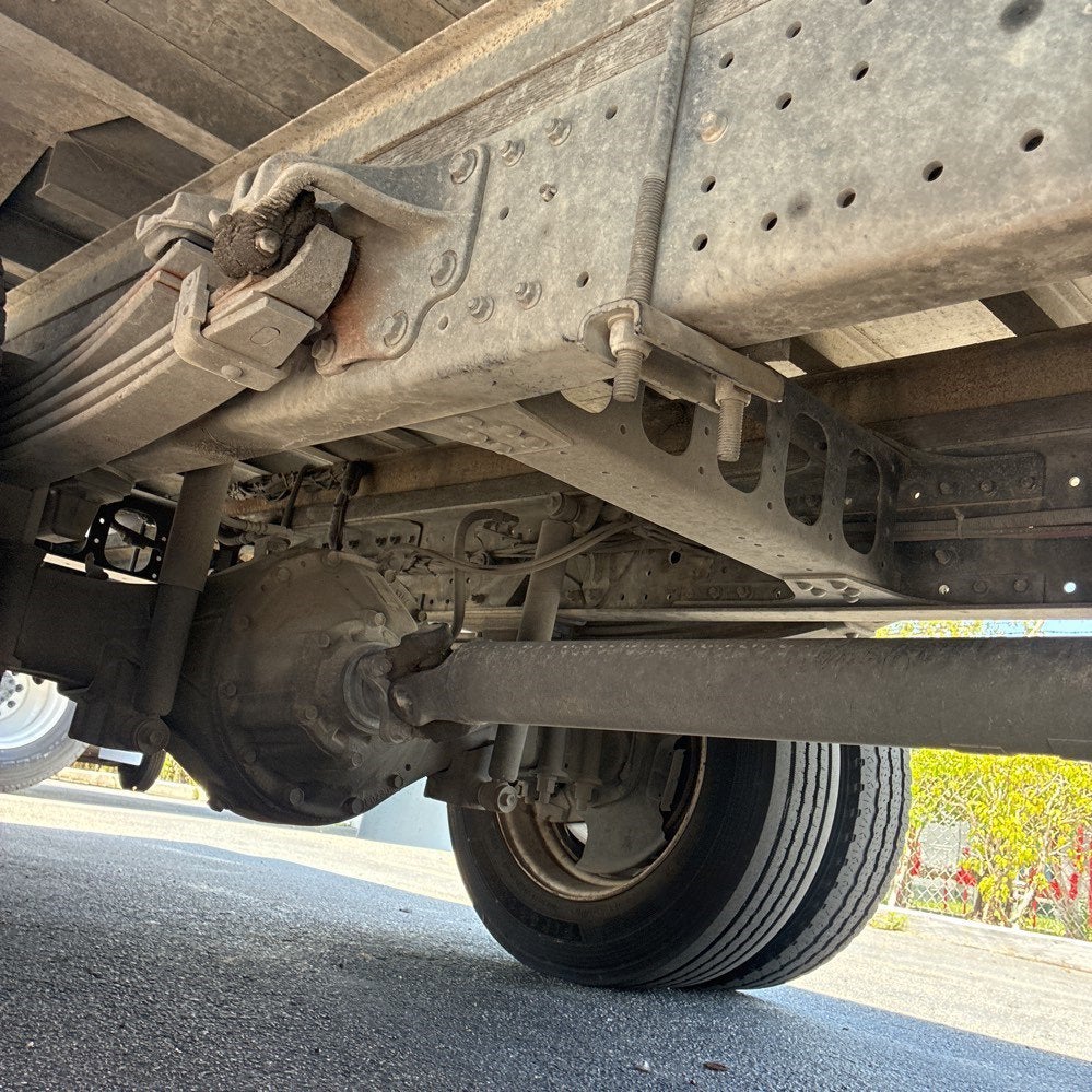 2018 HINO 195 18ft Box Truck