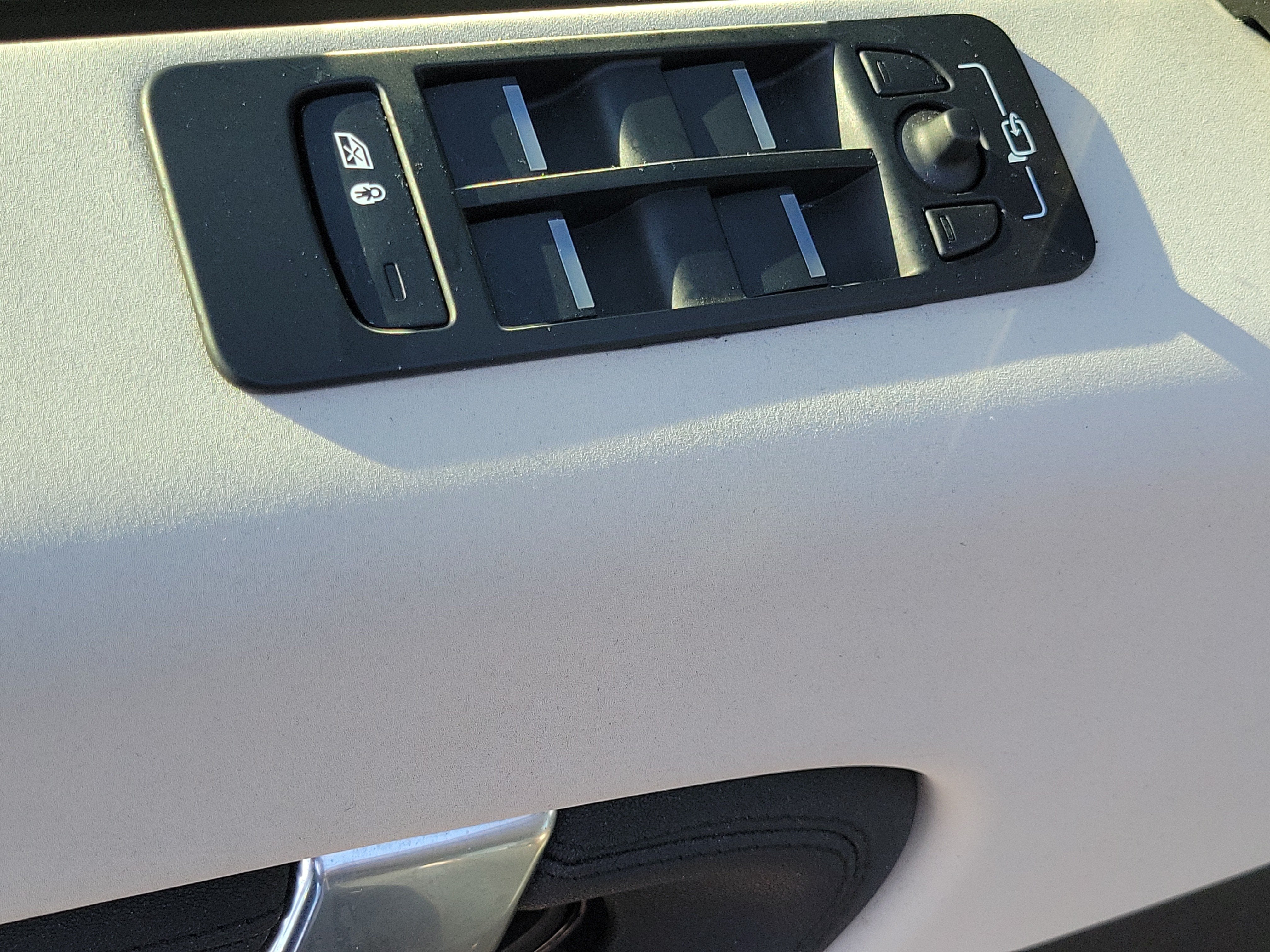 2024 Land Rover Discovery Sport Core S